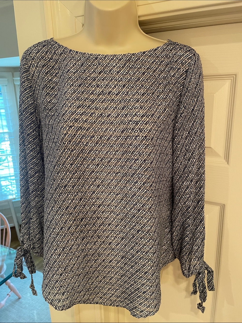 Banana Republic blue tie sleeve blouse sz xs